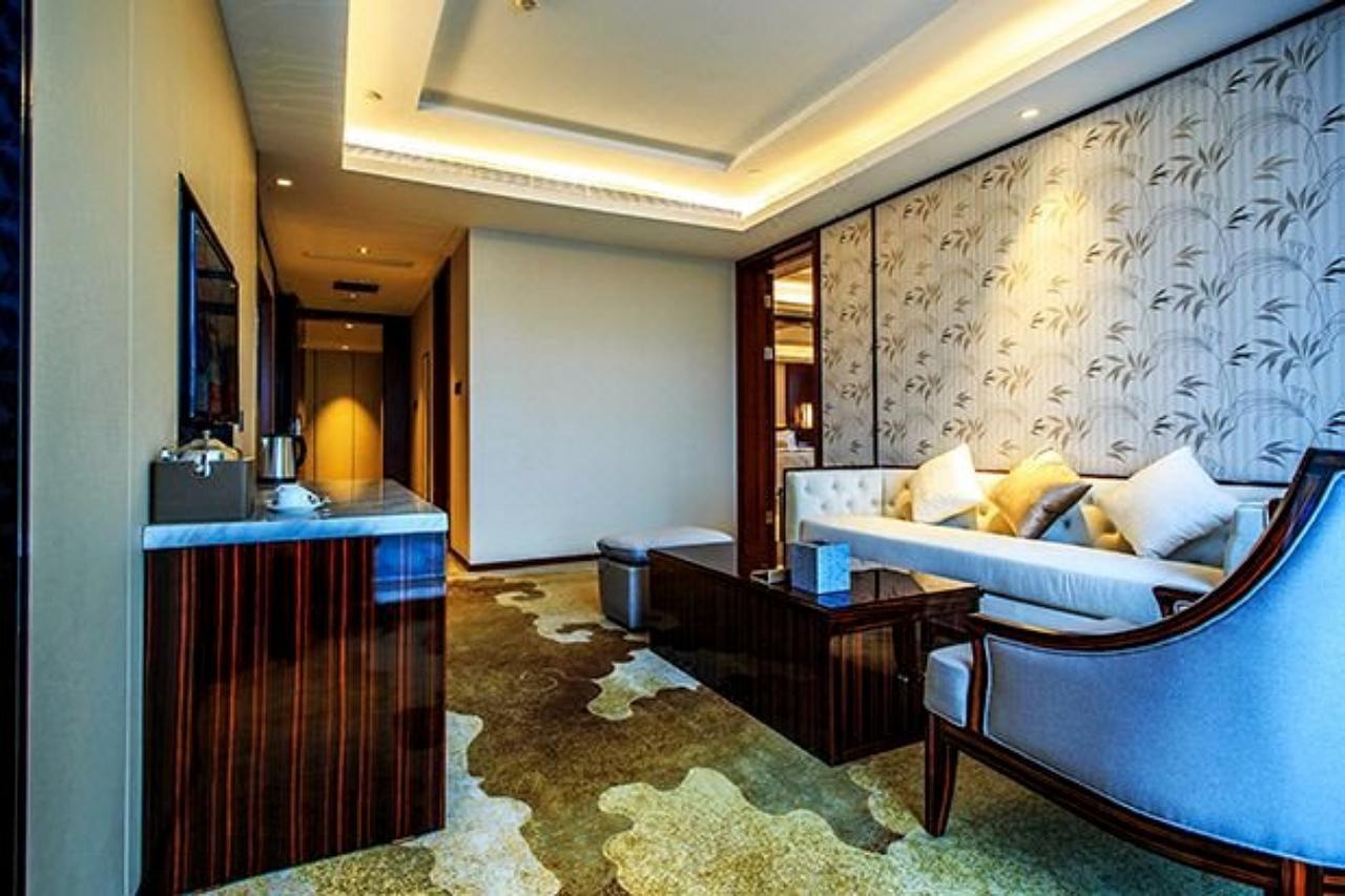 Ramada Jiaxing Hotel Kültér fotó